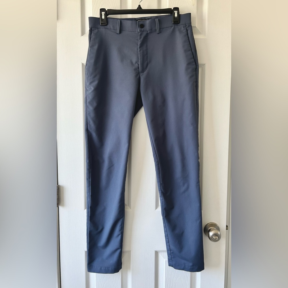 Banana Republic Men's City Fit Slim Golf Athletic Pants Blue